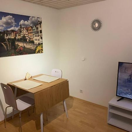 2-Zimmer-Nichtraucher-Ferienwohnung Strobel Tübingen Exteriör bild
