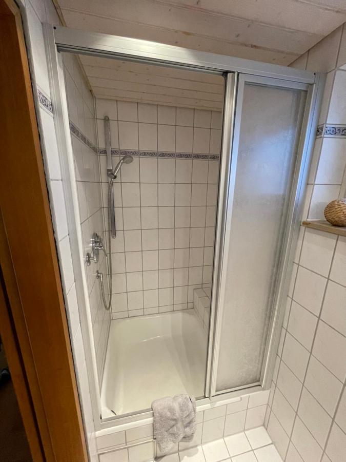 2-Zimmer-Nichtraucher-Ferienwohnung Strobel Tübingen Exteriör bild